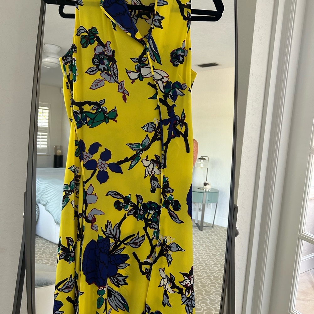 Diane Von Furstenberg Carmen Handkerchief Dress Yellow Floral Asymmetrical SZ 4